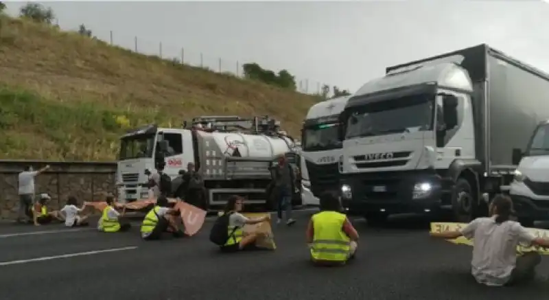 ambientalisti grande raccordo anulare di roma