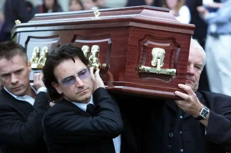 bono vox al funerale del padre 