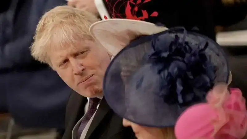 boris johnson e carrie alla cattedrale di st.paul7