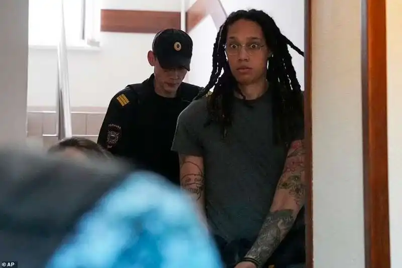 brittney griner arriva in tribunale 4