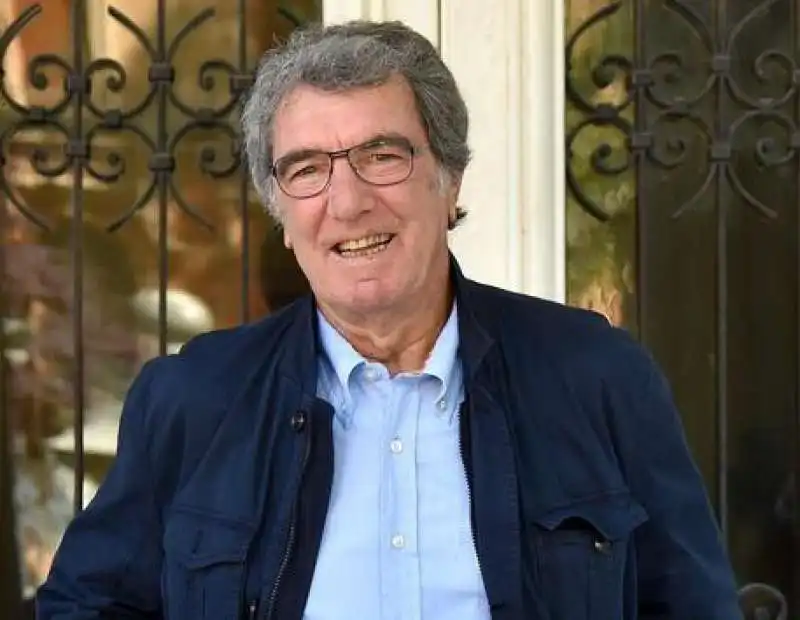 dino zoff 9