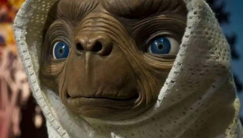 E.T.