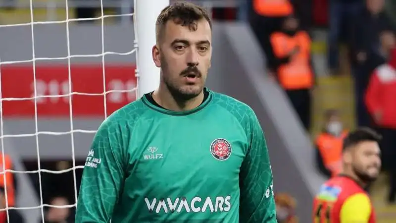 emiliano viviano karamguruk 1