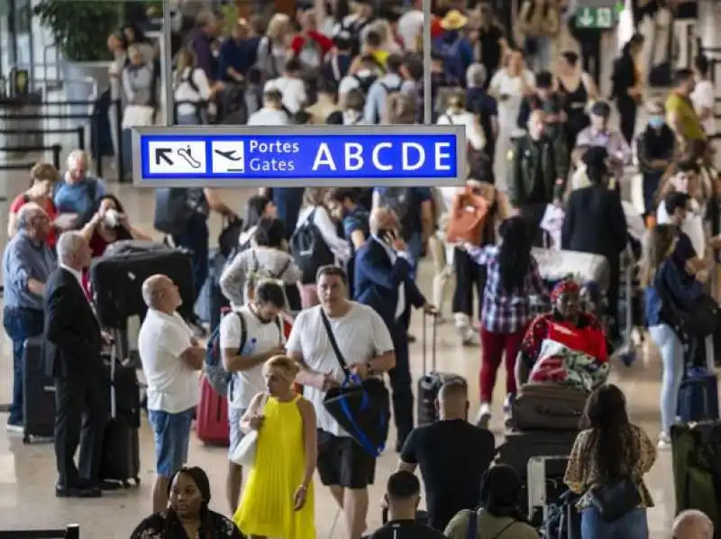 estate di caos per il trasporto aereo 7