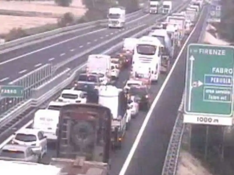 incidente sulla a1 8