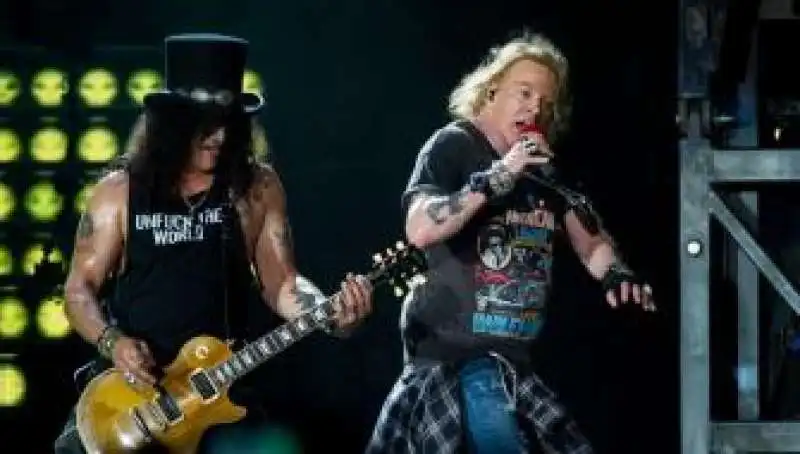 la reunion dei guns n roses 5