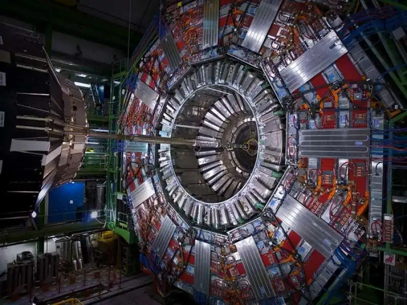 laboratori del cern di ginevra 