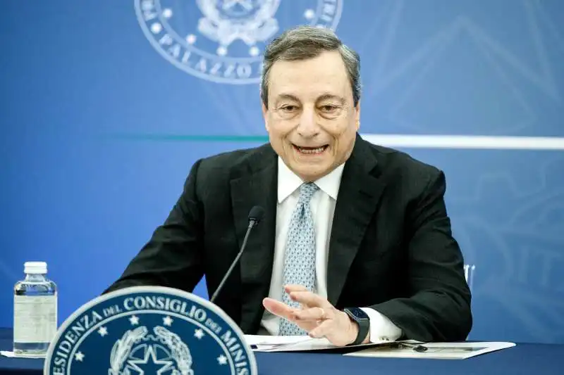 MARIO DRAGHI 