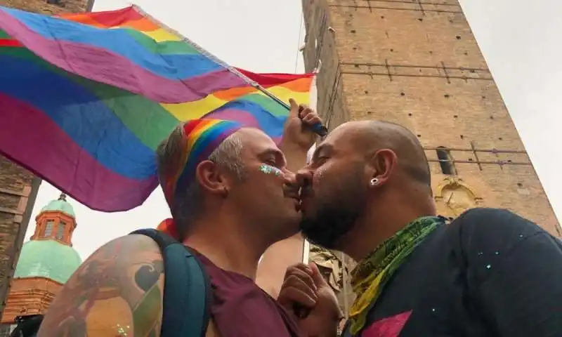 pride di bologna 2