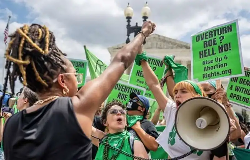 proteste contro la decisione della corte costituzione sull aborto 5