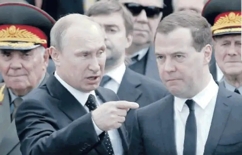 PUTIN MEDVEDEV