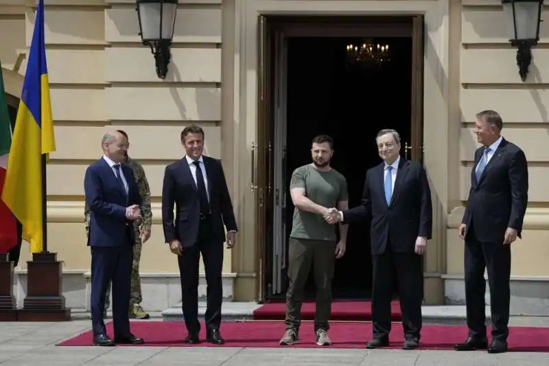 SCHOLZ - MACRON - ZELENSKY - DRAGHI