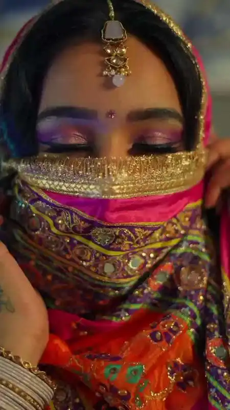 amara rakhi gill 15