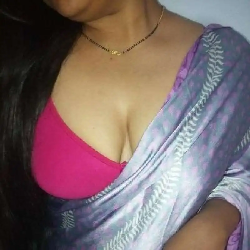 amara rakhi gill 16