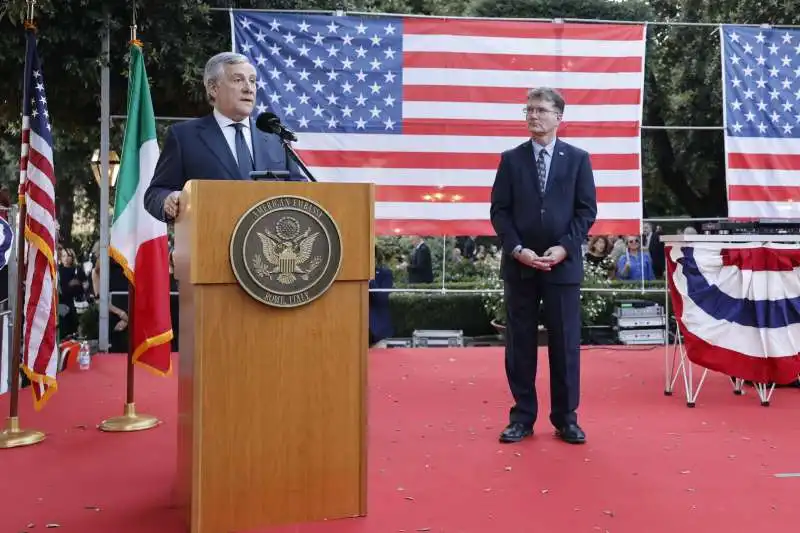 antonio tajani shawn crowley a villa taverna per la festa dell indipendenza usa