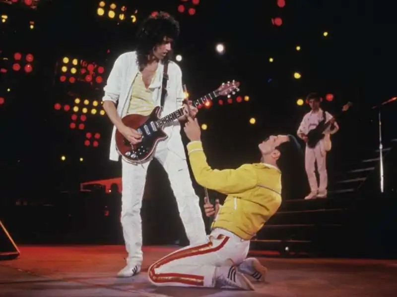 brian may freddie mercury (2)