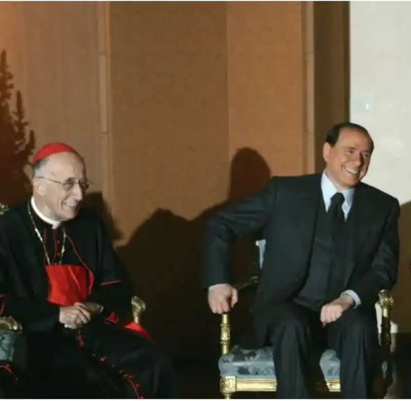 camillo ruini e silvio berlusconi 