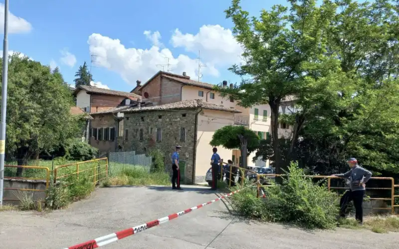 CASA DOVE Paolo Ravazzini HA UCCISO LA MOGLIE E SI E GETTATO DAL TETTO 1