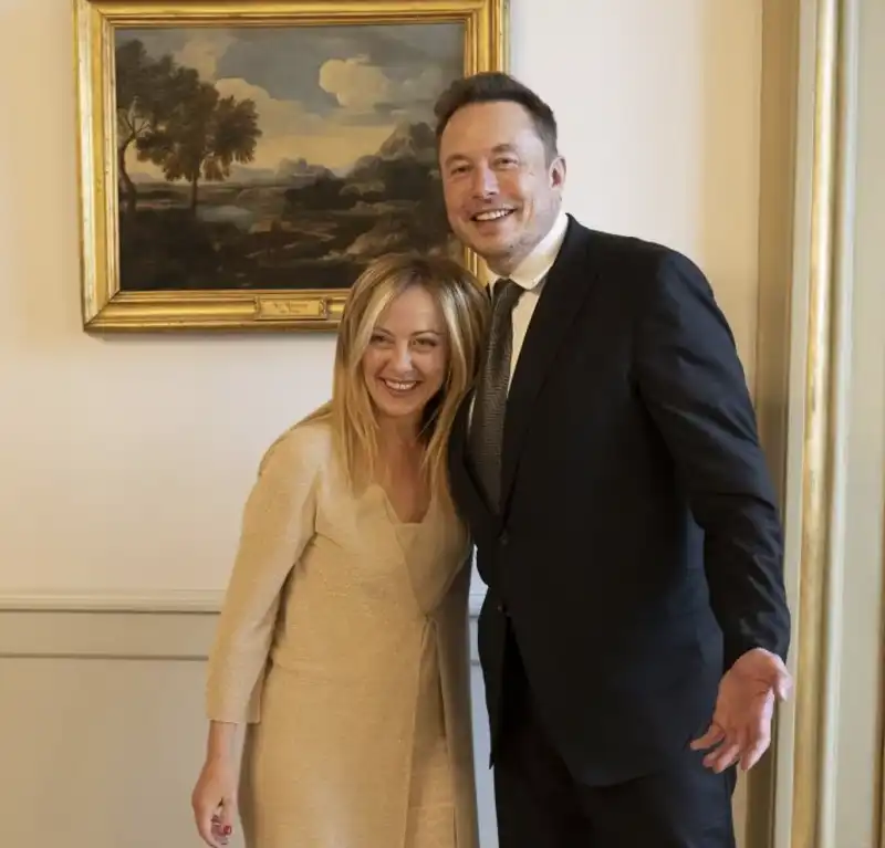 ELON MUSK E GIORGIA MELONI