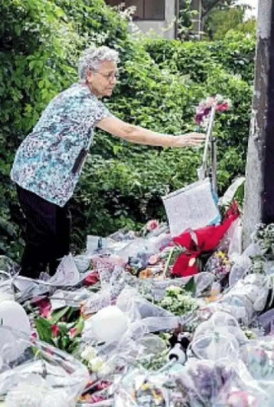 fiori per giulia tramontano a senago  