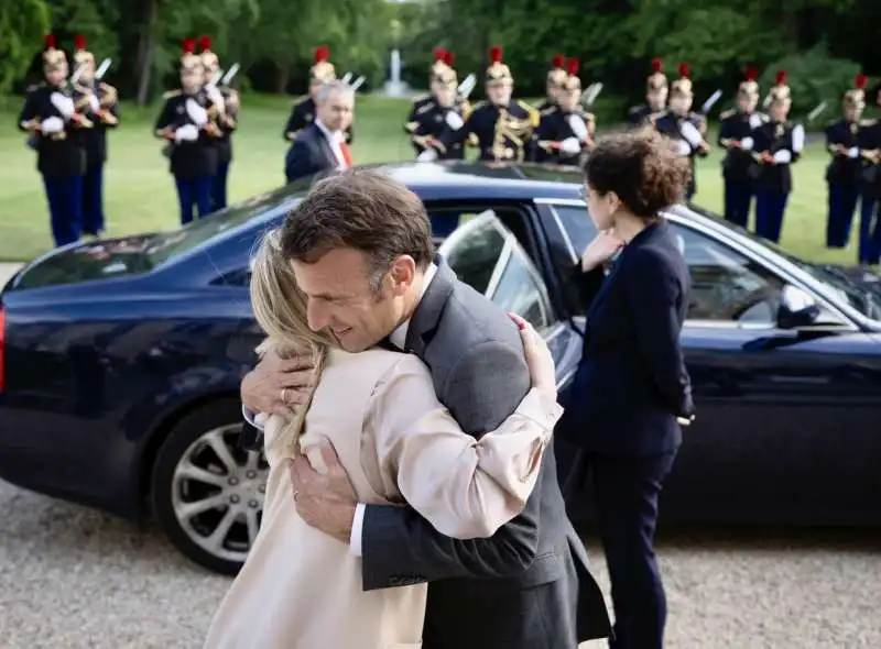 giorgia meloni emmanuel macron 