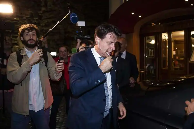 GIUSEPPE CONTE ALL HOTEL FORUM 