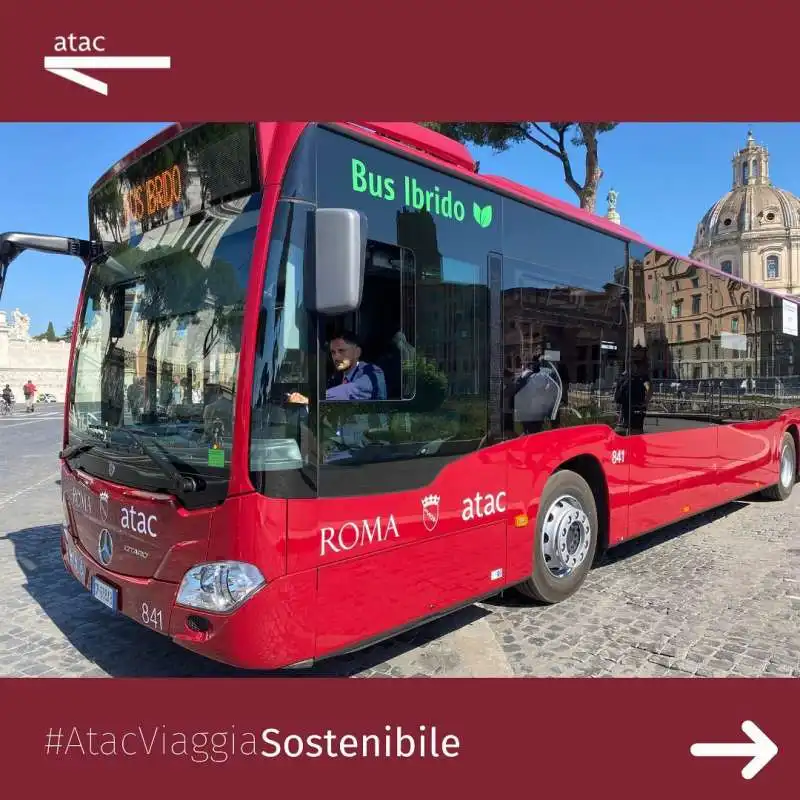 i nuovi bus ibridi di atac su instagram