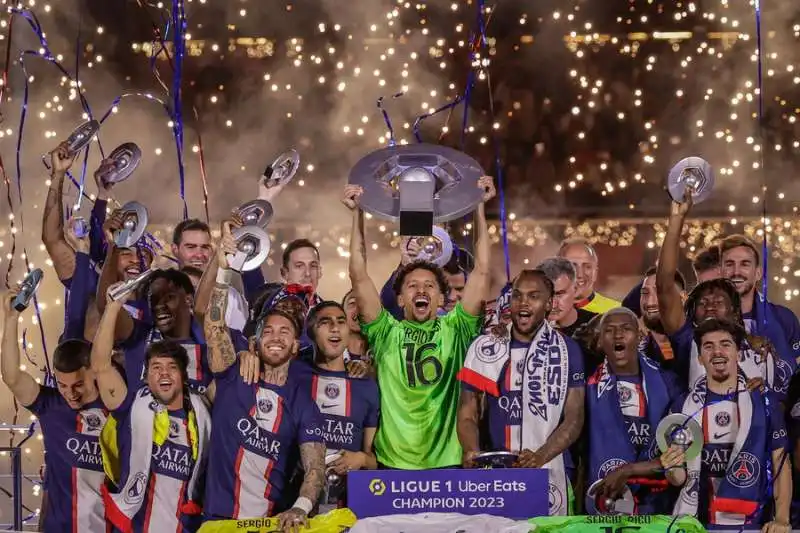 il psg vince la ligue 1