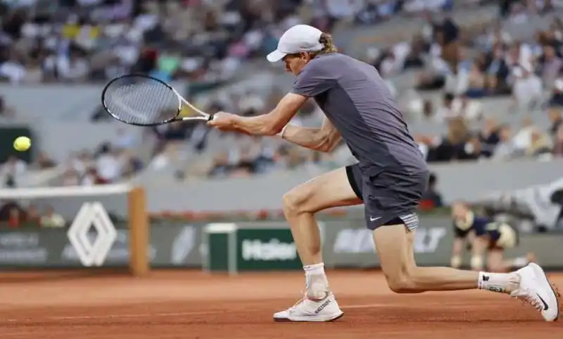 jannik sinner - roland garros