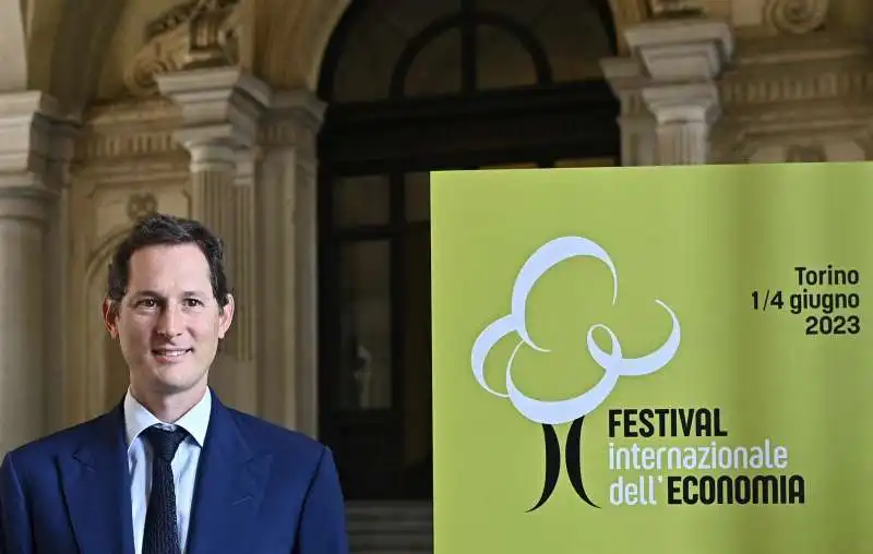 john elkann al festival dell economia di torino    3