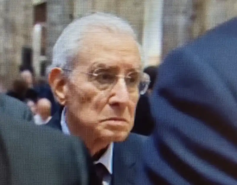 MARCELLO DELL UTRI AL FUNERALE DI SILVIO BERLUSCONI