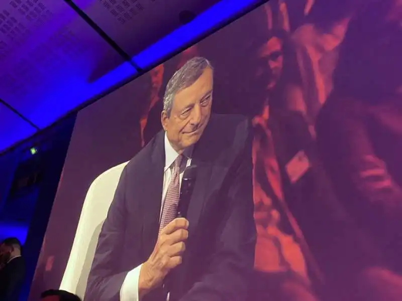 mario draghi al world economic forum 2023. 4