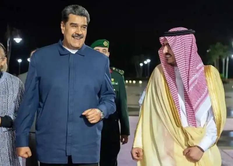 nicolas maduro in arabia saudita. 