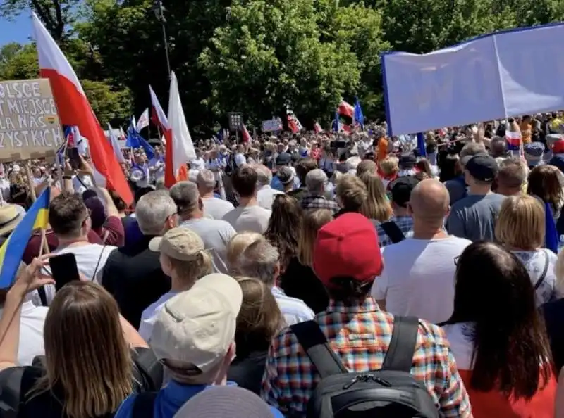 proteste contro il governo in polonia   16