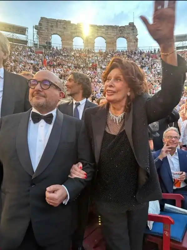 sophia loren gennaro sangiuliano a verona per l'aida