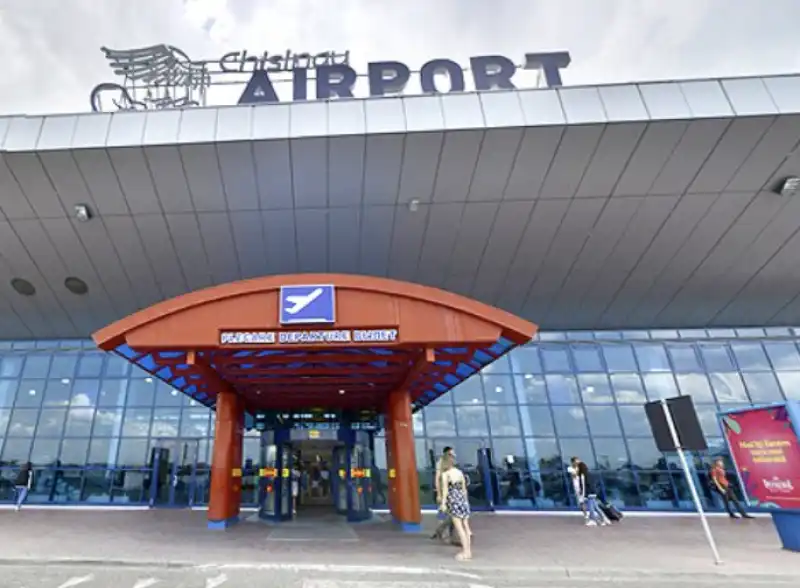 SPARATORIA ALL'AEROPORTO DI CHISINAU