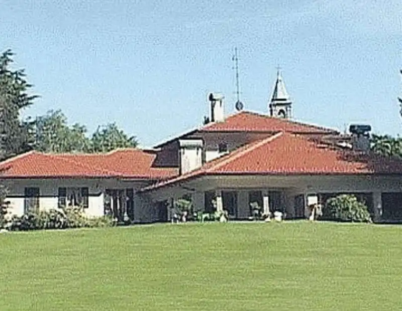 Villa Maria - La villa di Casatenovo regalata da Berlusconi a Francesca Pascale 