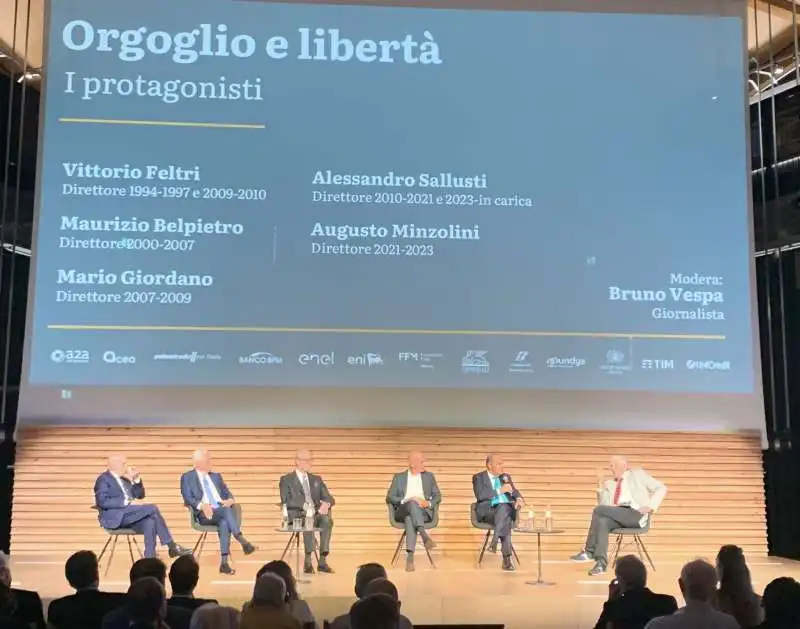 ALESSANDRO SALLUSTI, MAURIZIO BELPIETRO, VITTORIO FELTRI, AUGUSTO MINZOLINI  E MARIO GIORDANO INTERVISTATI DA BRUNO VESPA  -  50 ANNI DEL GIORNALE 