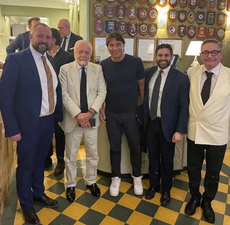 ANTONIO CONTE E AURELIO DE LAURENTIIS A CENA A ROMA 