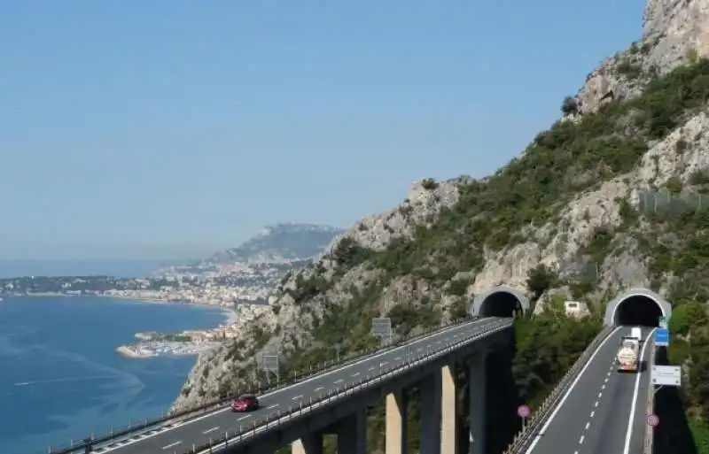 AUTOSTRADA DEI FIORI