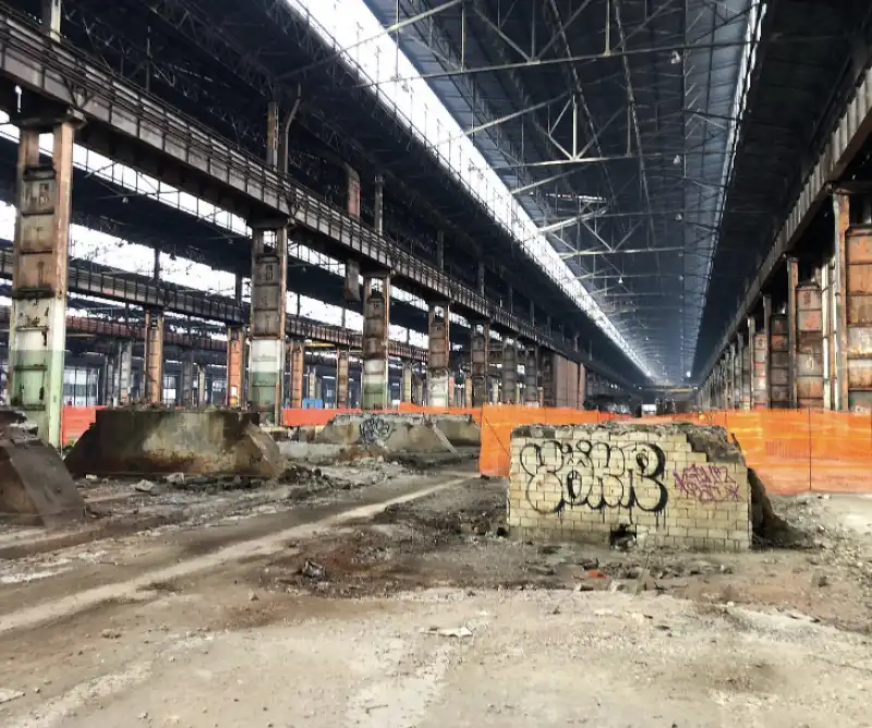 fabbrica dismessa di corso venezia - torino

