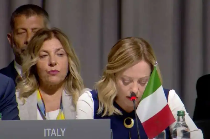 fabrizio alfano   patrizia scurti   giorgia meloni in svizzera al summit per la pace   3