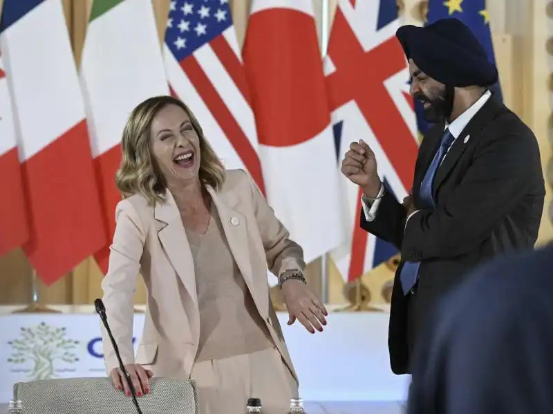 Giorgia Meloni - Ajay Banga - G7 borgo egnazia