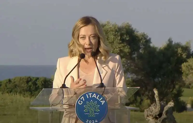 giorgia meloni al g7 di borgo egnazia   1