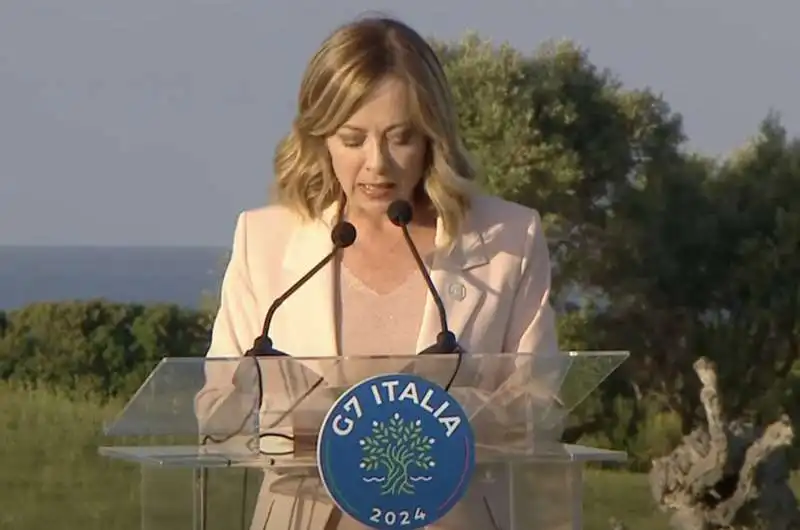 giorgia meloni al g7 di borgo egnazia   2