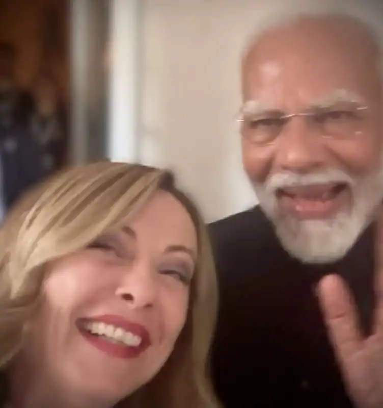 giorgia meloni   narendra modi    