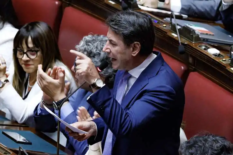 giuseppe conte alla camera