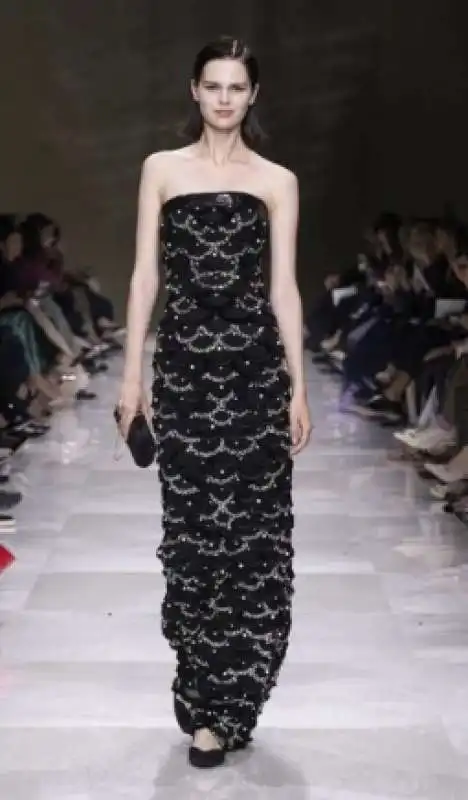 haute couture di armani prive autunno inverno 2024 2025 1