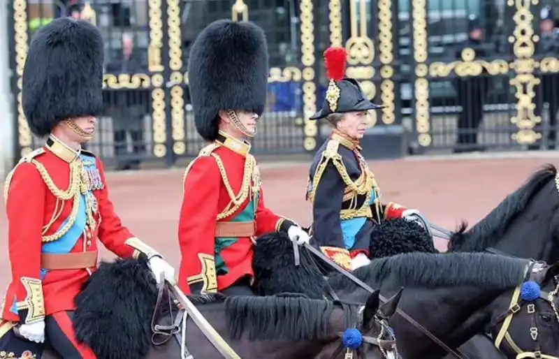 i principi william edoardo e anna a cavallo   parata trooping the colours 2024