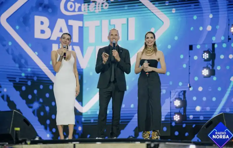 ilary blasi e alvin presentano  battiti live 1